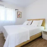 Nyaraló Three-bedroom In
