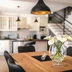 Three-bedroom In Nyaraló *