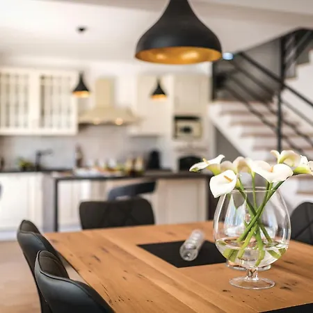 Three-bedroom In Holiday home *