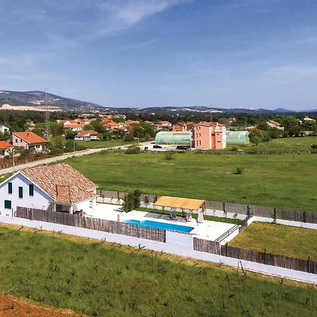 Three-bedroom In Holiday home Sibenik