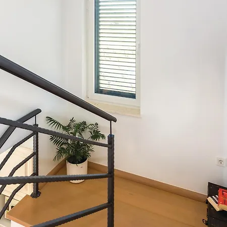 Holiday home Three-bedroom In Sibenik