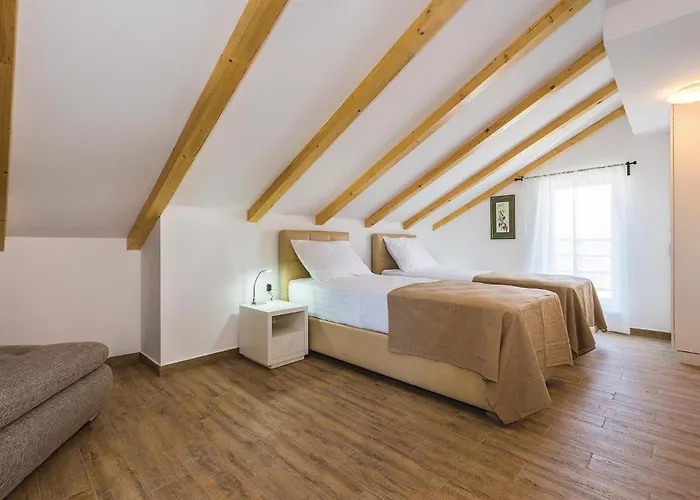 Three-bedroom In * Шибеник