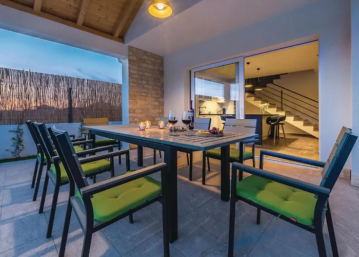 Three-bedroom In Дом отдыха *