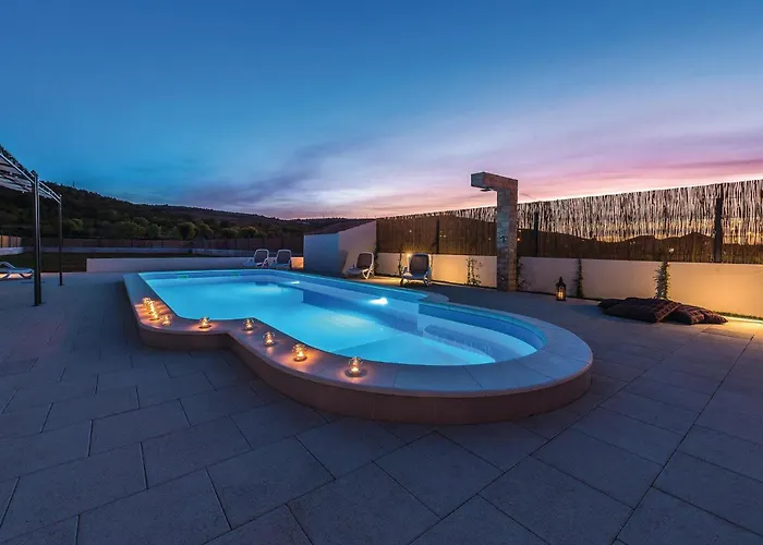 Three-bedroom In Дом отдыха *